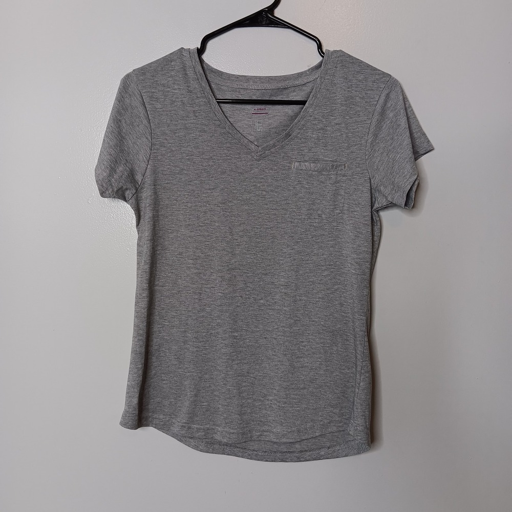 Stio Divide V-Neck Tee Shirt Women Size XS Gray Chest Pocket Short Sleeve Casual